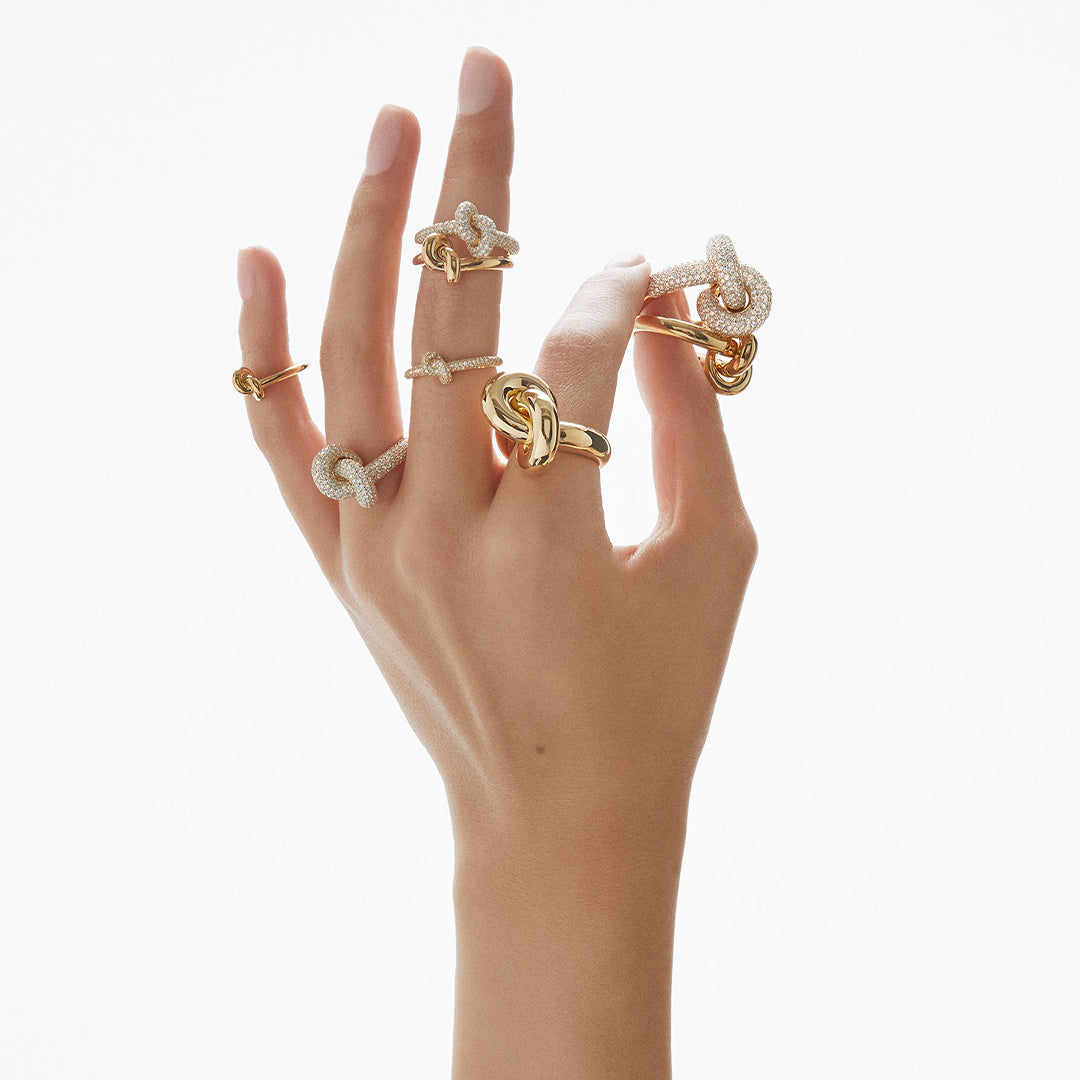 Legacy Knot Ring Medium | 18K Gold Ring | Engelbert 1920 US