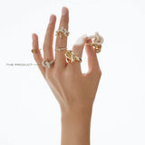 THE LEGACY KNOT RING MEDIUM